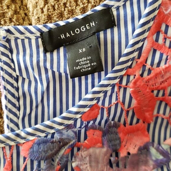 EUC Halogen White & Blue Striped Top with Colorful Lace Floral Overlay Sz XS - Picture 4 of 4